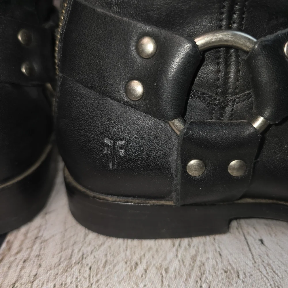 FRYE PHILLIP HARNESS TALL BLACK LEATHER BOOT FULL ZIP BIKER WOMENS 6 EUC